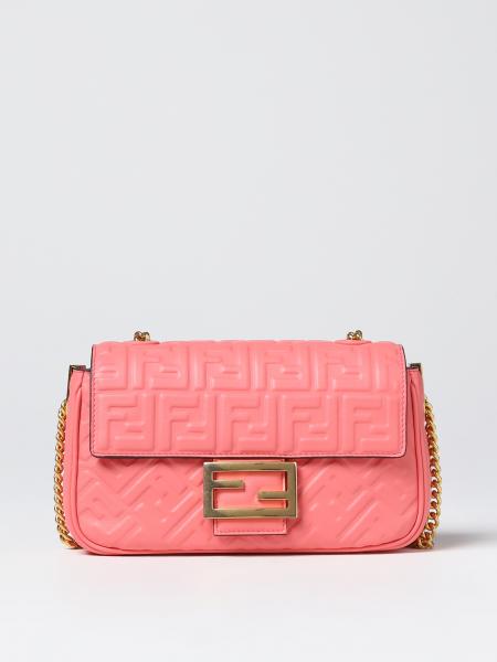 Borsa Baguette Fendi in nappa con monogram FF embossed