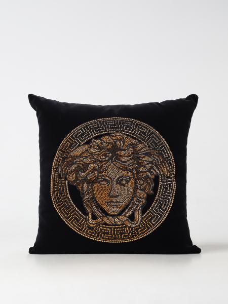 Cushions lifestyle Versace Home