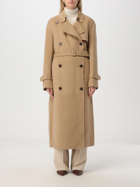 Coat woman Theory