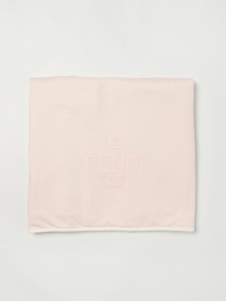 Bedcovers and blankets lifestyle Fendi