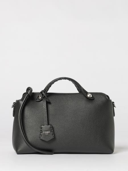 By The Way Soft Selleria Medium Bag Fendi in Grained Leather