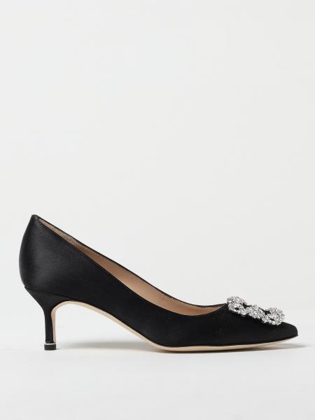 Manolo Blahnik Hangisi pumps in satin with broche