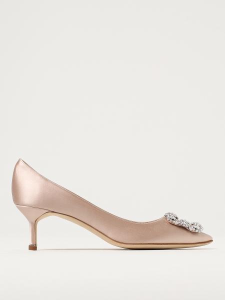 Manolo Blahnik Hangisi pumps in satin with broche