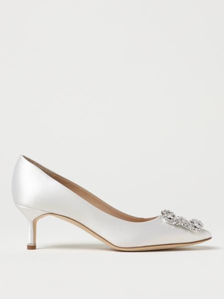 Manolo Blahnik Hangisi pumps in satin with broche