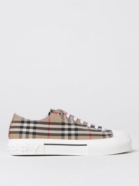 Trainers men Burberry