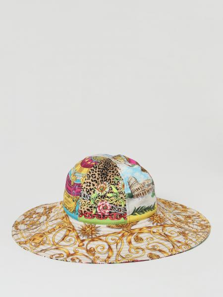 Hat man Moschino Couture