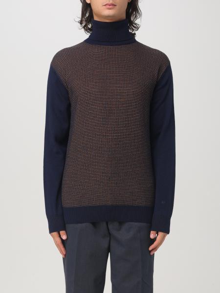 Sweater man Manuel Ritz