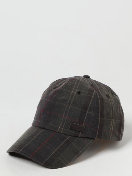 Hat man Barbour