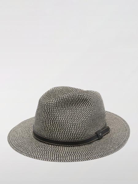 Hat man Emporio Armani