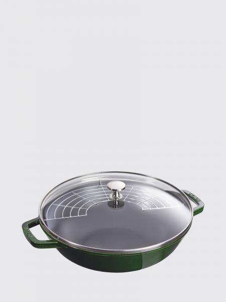 Kitchen accessories lifestyle Staub