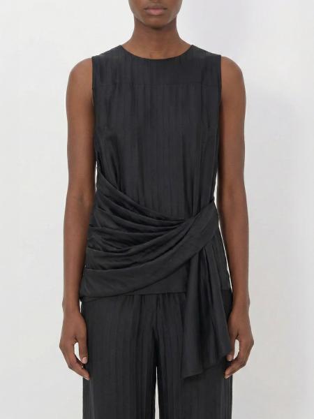 Top woman Loulou De Saison