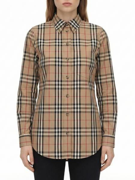 Shorts woman Burberry