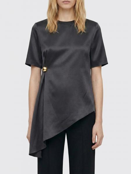 Top woman Loulou De Saison