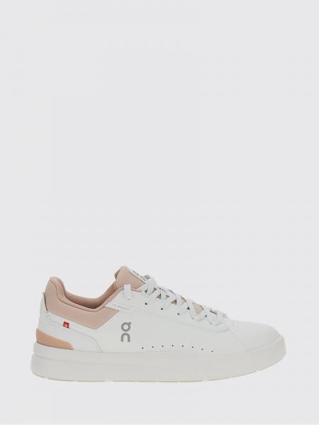 Sneakers woman On