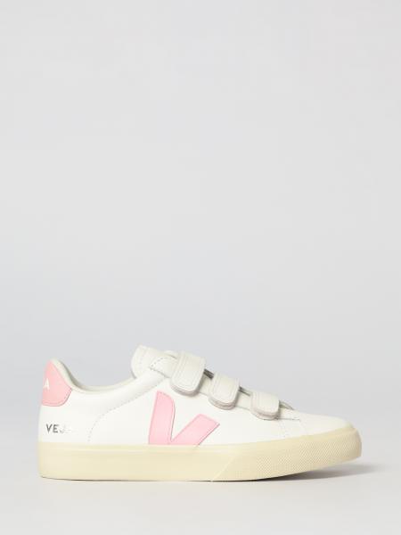 Recife O.T. Leather Sneakers Veja