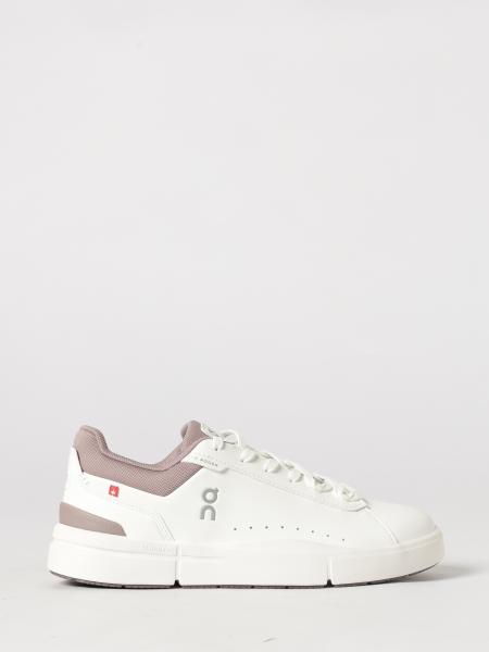 Sneakers woman On