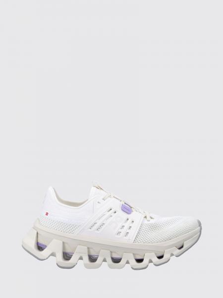 Sneakers woman On