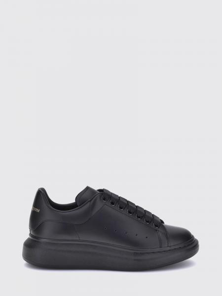 Sneakers Oversize McQueen in pelle di vitello liscia con suola chunky