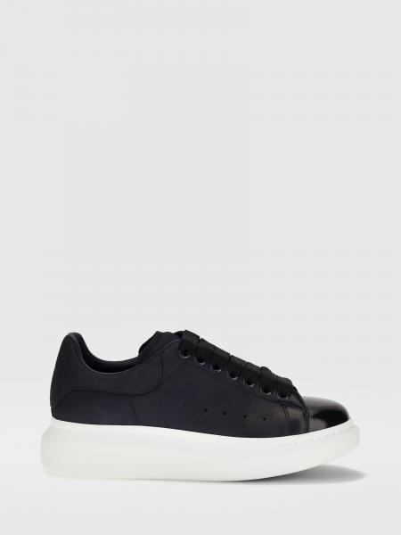Sneakers Oversize McQueen low top in pelle di vitello con suola chunky