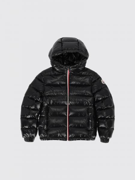 Стеганый пуховик Moncler для мальчика из переработанного нейлона с капюшоном