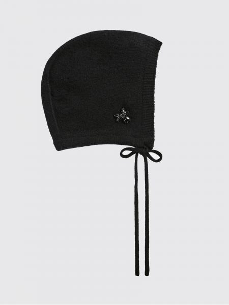 Hat woman Simone Rocha