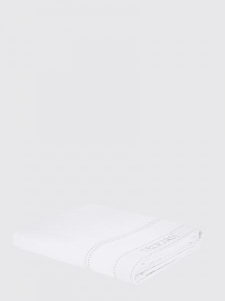 Bath and beach towels lifestyle Trussardi