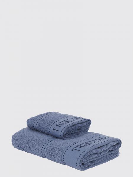 Bath and beach towels lifestyle Trussardi