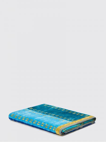 Bath and beach towels lifestyle Carrara