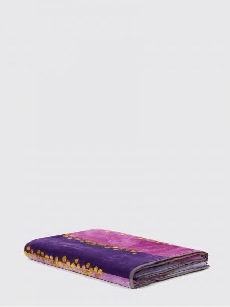 Bath and beach towels lifestyle Carrara