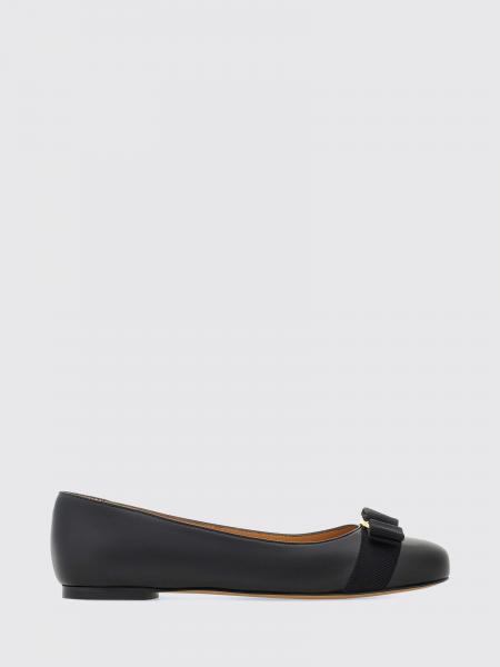 シューズ レディース Ferragamo