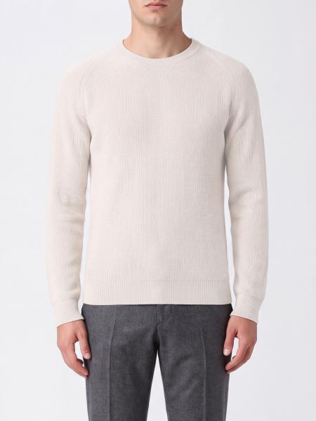 BRIONI 圆领毛衣采用羊毛和羊绒混纺面料，配有长袖和罗纹饰边