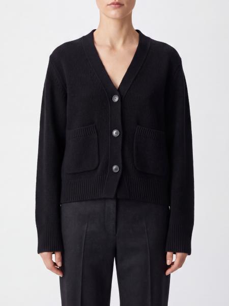 Sweater woman Lisa Yang