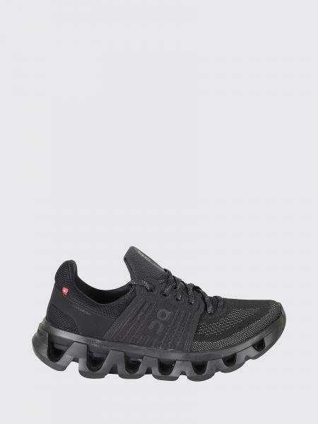 Shoes woman On