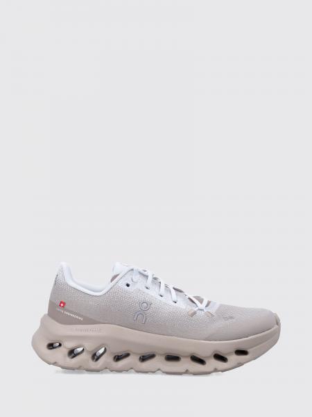 Sneakers woman On