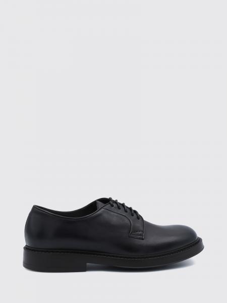 Smooth Calfskin Leather Derby Shoes Doucal's with a Round Toe