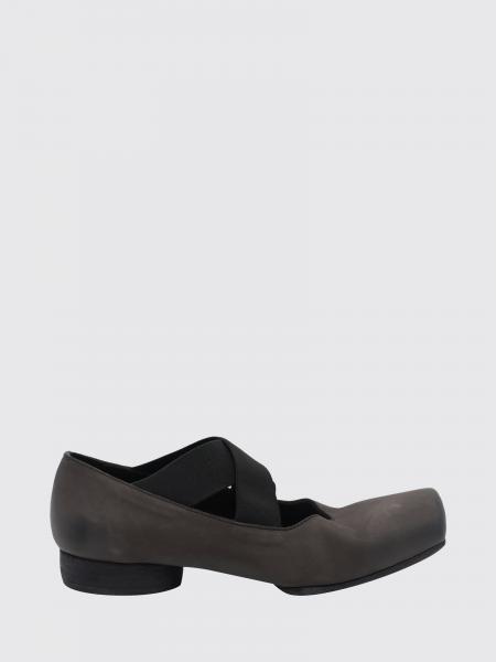 Mary-Jane-Ballerinas Uma Wang aus Leder mit eckiger Spitze und elastischen Schnürsenkeln