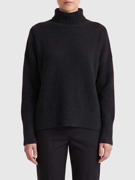 Sweater woman Lisa Yang