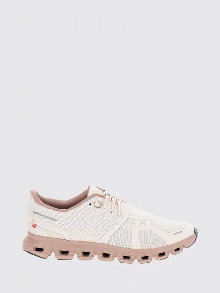 Shoes woman On
