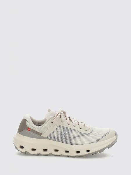 Sneakers woman On