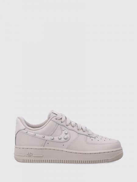 Sneakers woman Nike