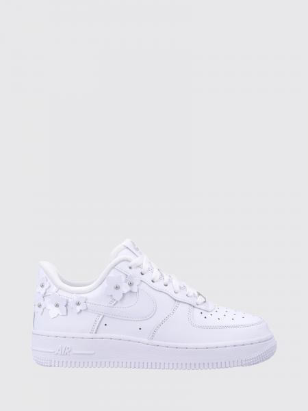 Sneakers woman Nike