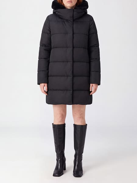 Piumino lungo Herno in raso tecnico idrorepellente con cappuccio in shearling