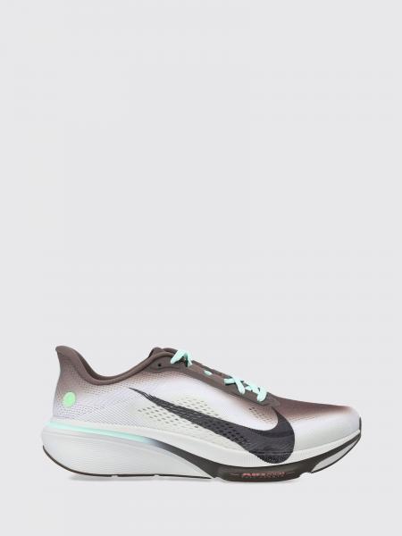 Sneakers men Nike