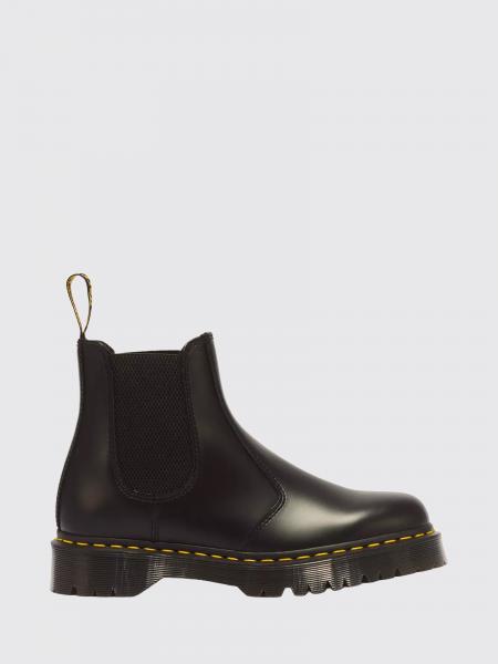 Boots woman Dr. Martens