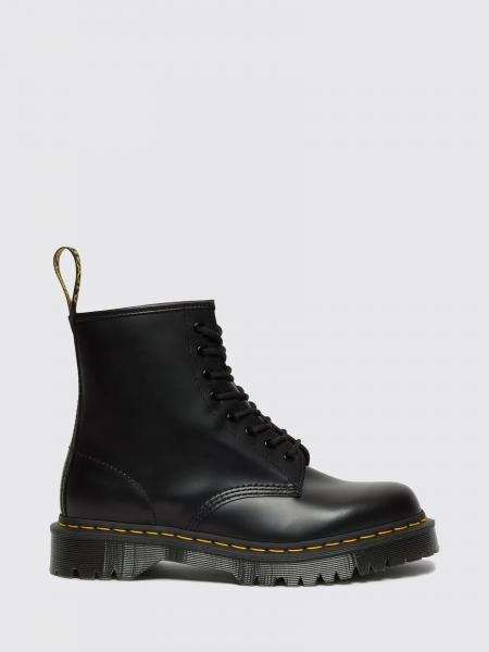 Boots woman Dr. Martens