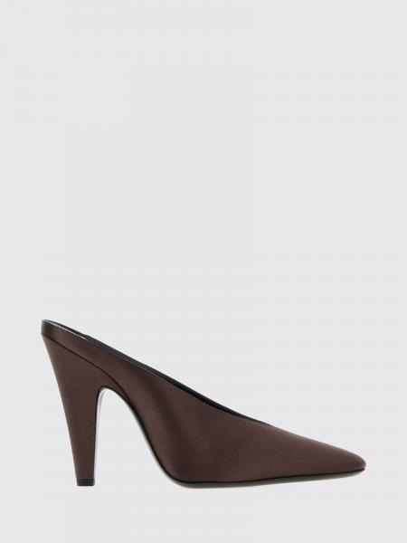 Loafer woman AlaÏa