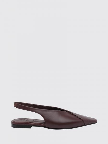 Brunello Cucinelli Tapered-Toe Smooth Leather Slingback Flats