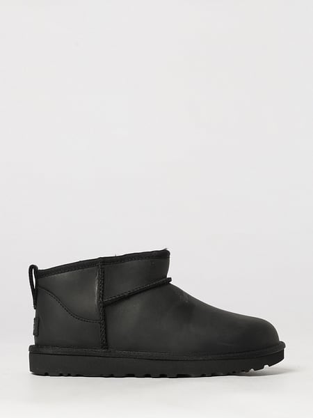 Classic Ultra Mini Ankle Boots UGG in Leather with Shearling Lining