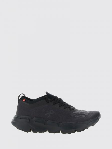 Trainers woman On