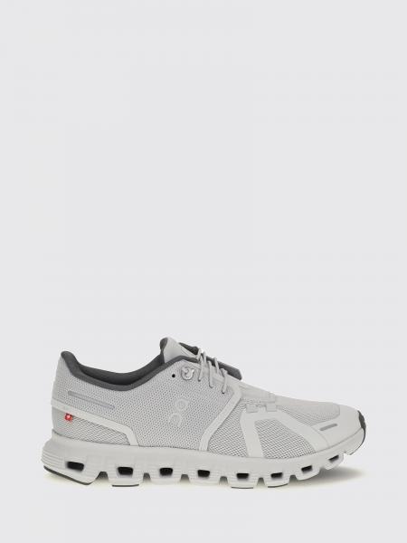 Sneakers woman On